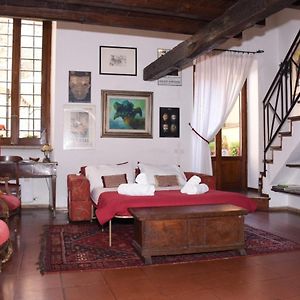 Agrippa'S Terrace