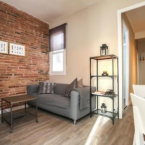 Appartement à 2 Chambres à Coucher