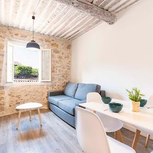 BNB RENTING Chez Dominique - 1 chbre Centre Antibes Migrainier3D