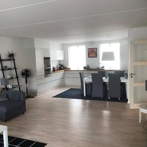 City Lux Apartm, 2 Full Bathrooms, 2Tv