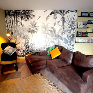 Appartement à 3 Chambres à Coucher