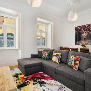 Appartement à 2 Chambres à Coucher