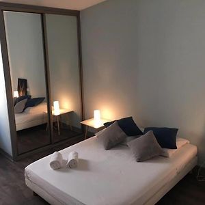 Appartement à 2 Chambres à Coucher