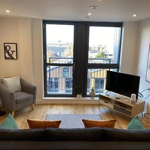 Appartement à 2 Chambres à Coucher