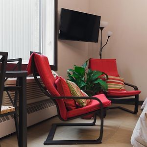 Cjour Apartments