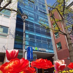 Seoul N Hostel