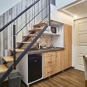 Km33 Apartments - Budapest - Hostaid