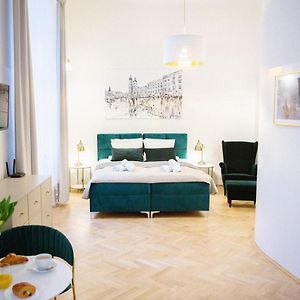 Apartments Roman