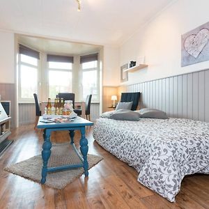Charmant Appartement Met Zicht Damse Vaart @Brugge
