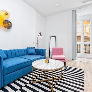 Appartement à 2 Chambres à Coucher