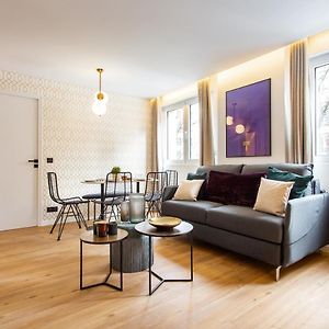 Appartement à 2 Chambres à Coucher