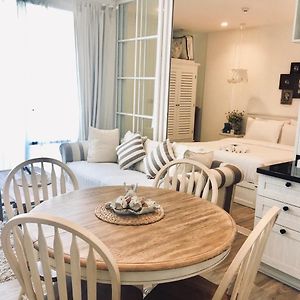 Summer Huahin Condo612,Near Beach&Cicada,Beautiful Swimming Pool