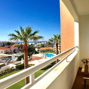 Bellavista Avenida Pool And City Center