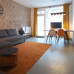 Appartement à 2 Chambres à Coucher