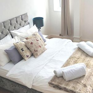 Iris Appartment, London