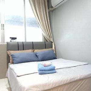 Private Bathroom Quadruple Room