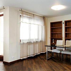 Szucha Apartments