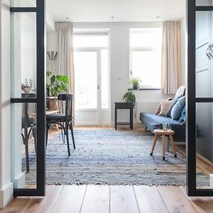 Gorgeous And Stylish Place For Two In Hip West!
