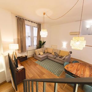 Appartement à 3 Chambres à Coucher