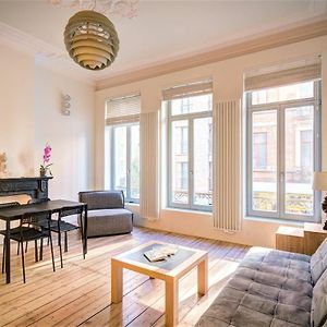 Appartement à 2 Chambres à Coucher