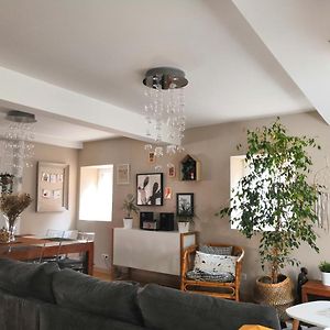 Appartement à 3 Chambres à Coucher