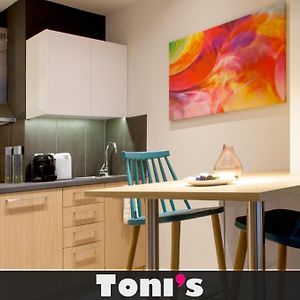 Toni'S Fashionable Studio Near Presidential Garden