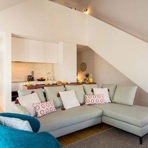 Leisure Luxury Downtown Duplex Lisbon By Joivy