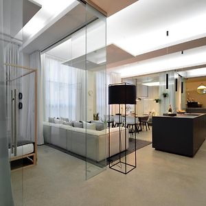 Luxury Omaruru-Design-Apartment Deluxe