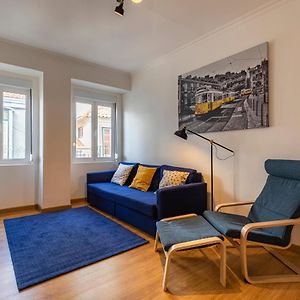 3 Bedroom Apt Near Av. Liberdade