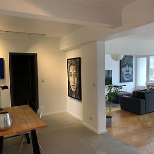 Appartement à 2 Chambres à Coucher