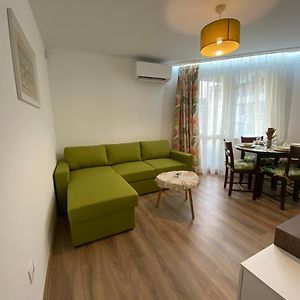 Kanliev Apartments