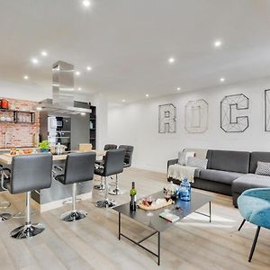 Appartement à 3 Chambres à Coucher