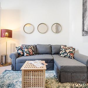 Bpr Blooming Design Home With A/C