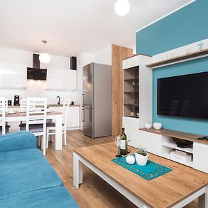 Appartement à 2 Chambres à Coucher
