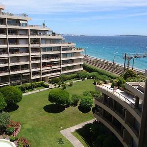 Beau studio vue Mer Cannes