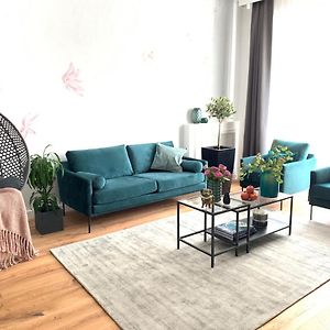 Bpr Kyanit Design Apartments With A/C