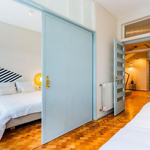UNIQUE Modernist Duplex apartment&PARKING