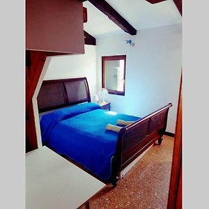 Appartement à 3 Chambres à Coucher
