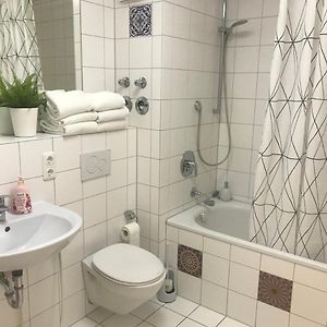 Suite à 2 Chambres à Coucher