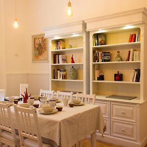 Sui Tetti Di Napoli Apartment
