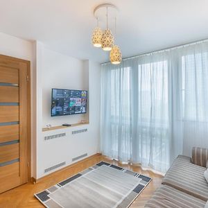 Apartment Strict Warsaw Center - Metro,Free Parking