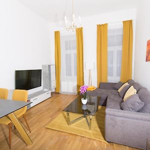 Rosenstein Apartments By Family & Home