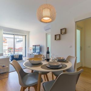 Appartement à 2 Chambres à Coucher