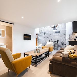 Suite à 1 Chambre à Coucher
