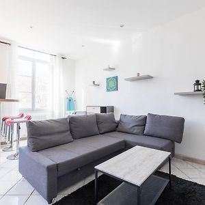 Ideally placed to visit Toulon + Bright flat - Idéalement placé pour visiter Toulon + Lumineux