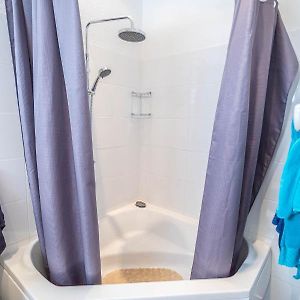 Chambre Juste Pour Femmes Dortoir
