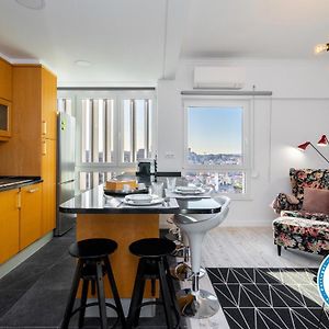Appartement à 2 Chambres à Coucher
