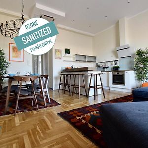 Luxury Apartment By Hi5 - Kiraly Street Suite