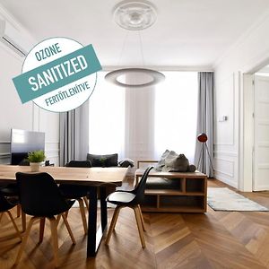 Appartement à 3 Chambres à Coucher