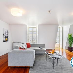 Appartement à 3 Chambres à Coucher